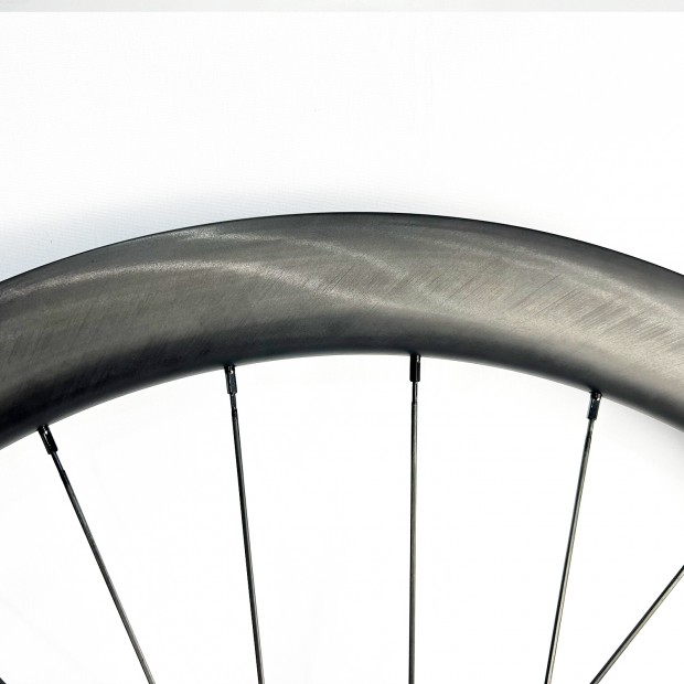 Ultraligero 1209g 700C Delantero 47x40mm Trasero 50x36mm Frenos de Disco Carbono Gravel Tubeless Juego de Ruedas Ultraligero 1209g 700C Delantero 47x40mm Trasero 50x36mm Frenos de Disco Carbono Gravel Tubeless Juego de Ruedas